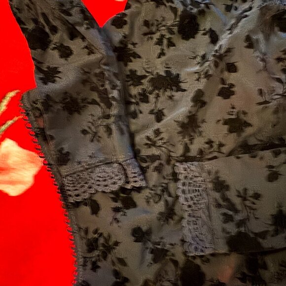 Free People Babes in Bandeaus Black Velvet Floral Lace Thong Bodysuit NWOT XS/Sm - Picture 9 of 16